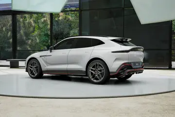 Aston Martin DBX