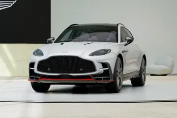 Aston Martin DBX