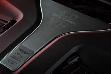 Aston Martin DBX