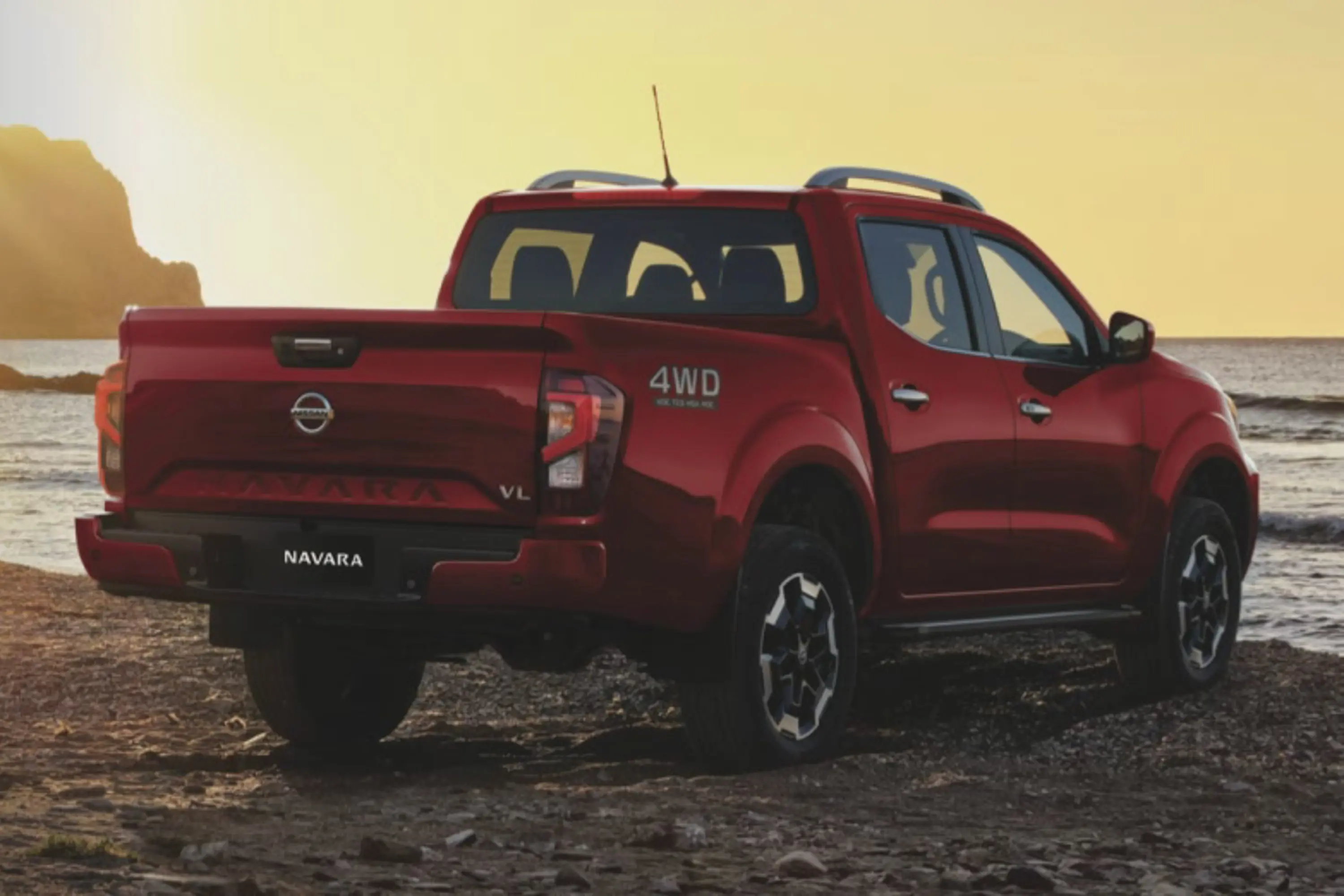 🚙 Nissan Navara - The perfect family SUV! Spacious interior, advanced safety features, comfortable ride. ADAS technology for peace of mind! 👨‍👩‍👧‍👦