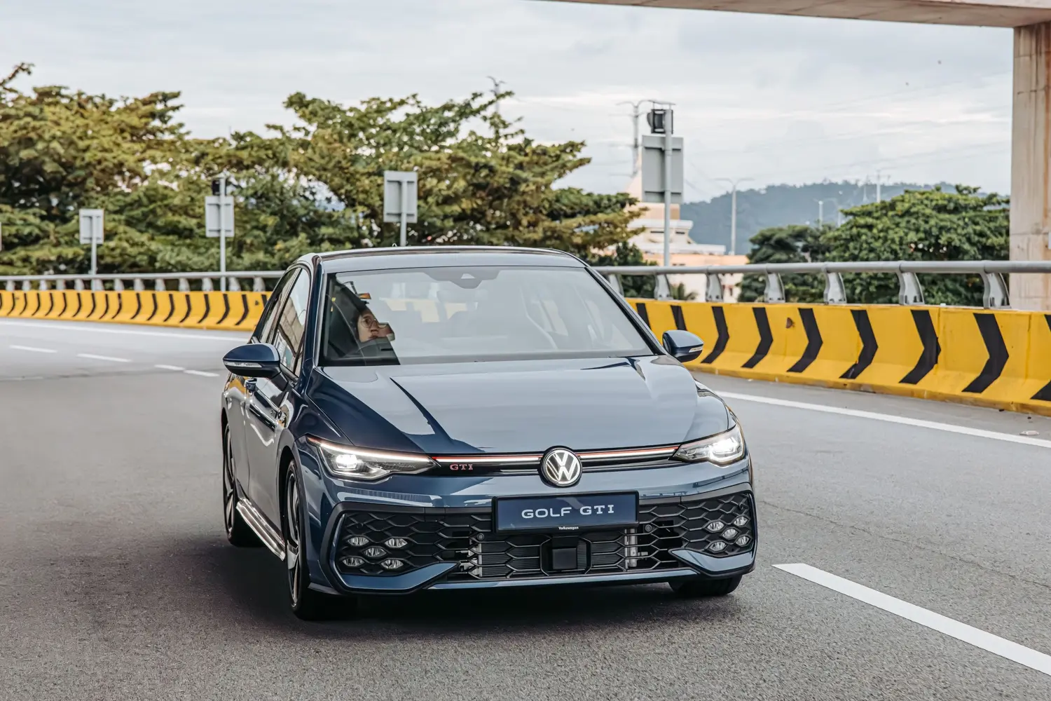 🔥 Breaking: The Volkswagen Golf GTI has been named one of the best value-for-money vehicles in Malaysia for 2026! This recognition highlights the exceptional package that this model offers to Malaysian buyers.

What makes the Volkswagen Golf GTI stand out in Malaysia's competitive automotive market? Let's break down the key factors that have earned this model such acclaim.

Firstly, the pricing strategy is spot-on. The Volkswagen Golf GTI offers features typically found in more expensive segments, making it accessible to a wider range of Malaysian consumers. From young professionals to growing families, there's something for everyone.

Secondly, the build quality exceeds expectations at this price point. The attention to detail in the interior, the fit and finish of exterior panels, and the overall solidity of the vehicle all contribute to a premium feel.

Thirdly, the Volkswagen Golf GTI comes with a comprehensive warranty package that provides peace of mind to Malaysian owners. The manufacturer's confidence in their product is evident in the extended warranty coverage offered.

Maintenance costs are also reasonable, with service intervals designed to minimize downtime and expense. Spare parts availability in Malaysia is excellent, with a growing network of authorized service centers nationwide.

Resale value projections for the Volkswagen Golf GTI are positive, thanks to strong demand and the model's reputation for reliability. This is an important consideration for Malaysian buyers who plan to upgrade their vehicles in the future.

The Volkswagen Golf GTI proves that you don't need to spend a fortune to get a quality vehicle in Malaysia. It's no wonder this model has become a favorite among Malaysian car buyers!

#ValueForMoney #BestBuy #MalaysiaCars2026