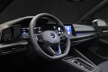 Volkswagen Golf R