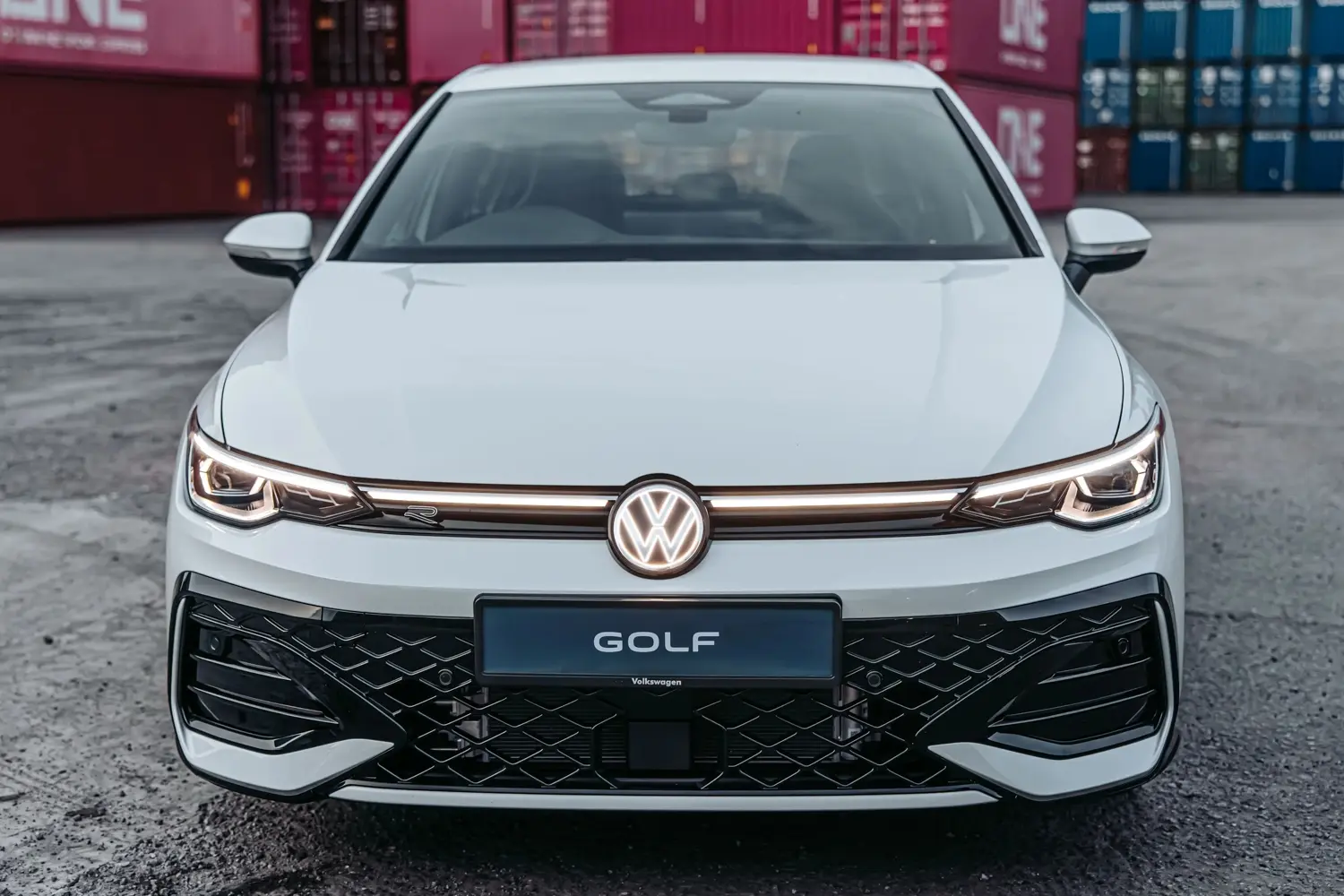 🔥 Volkswagen Golf GTI 继续称霸马来西亚市场！价格实惠、科技先进、油耗超低。性价比之王！🚗💨
