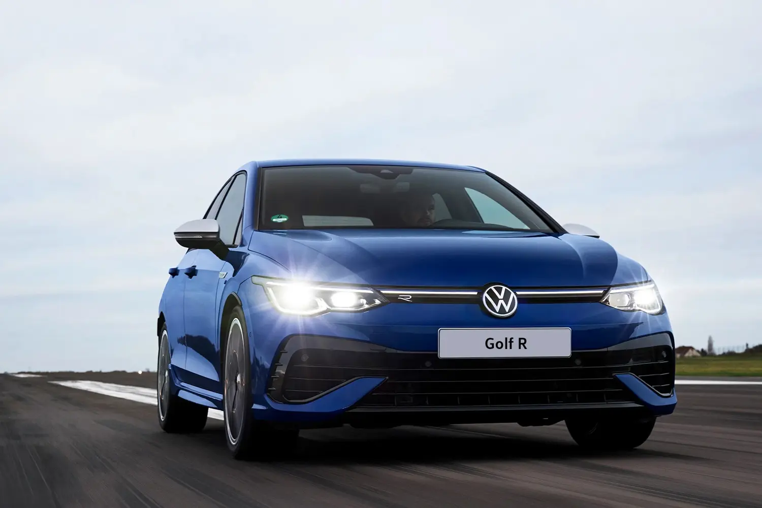 🔥 Breaking: The Volkswagen Golf R has been named one of the best value-for-money vehicles in Malaysia for 2026! This recognition highlights the exceptional package that this model offers to Malaysian buyers.

What makes the Volkswagen Golf R stand out in Malaysia's competitive automotive market? Let's break down the key factors that have earned this model such acclaim.

Firstly, the pricing strategy is spot-on. The Volkswagen Golf R offers features typically found in more expensive segments, making it accessible to a wider range of Malaysian consumers. From young professionals to growing families, there's something for everyone.

Secondly, the build quality exceeds expectations at this price point. The attention to detail in the interior, the fit and finish of exterior panels, and the overall solidity of the vehicle all contribute to a premium feel.

Thirdly, the Volkswagen Golf R comes with a comprehensive warranty package that provides peace of mind to Malaysian owners. The manufacturer's confidence in their product is evident in the extended warranty coverage offered.

Maintenance costs are also reasonable, with service intervals designed to minimize downtime and expense. Spare parts availability in Malaysia is excellent, with a growing network of authorized service centers nationwide.

Resale value projections for the Volkswagen Golf R are positive, thanks to strong demand and the model's reputation for reliability. This is an important consideration for Malaysian buyers who plan to upgrade their vehicles in the future.

The Volkswagen Golf R proves that you don't need to spend a fortune to get a quality vehicle in Malaysia. It's no wonder this model has become a favorite among Malaysian car buyers!

#ValueForMoney #BestBuy #MalaysiaCars2026
