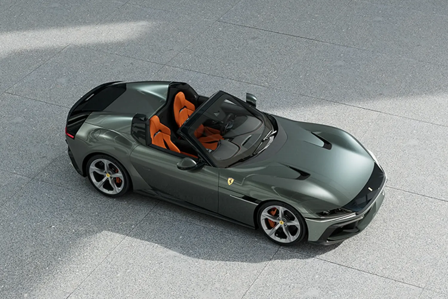 🌈 Ferrari 12Cilindri - Stunning colors, unique design, complete features. A car that stands out on the road! ✨