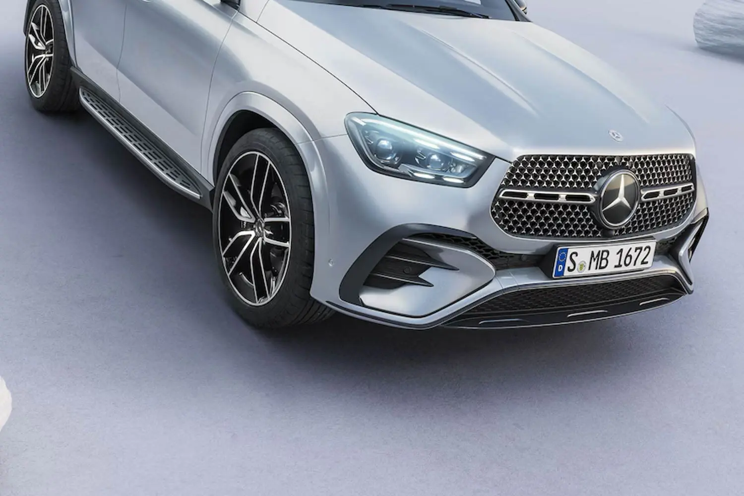 🎯 Mercedes-Benz GLE Coupé AMG - Sedan sporty untuk bandar! Design menarik, jimat minyak, ruang dalam luas. Pilihan generasi muda! 🎨