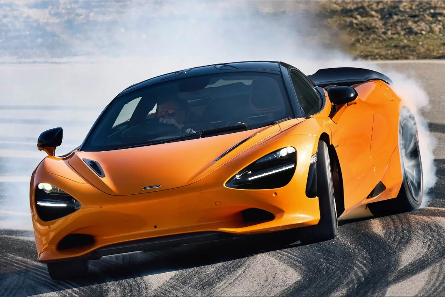🏁 McLaren 750S - Prestasi luar biasa! Pecutan hebat, kawalan mantap, selamat dipandu. Untuk yang sukakan kelajuan! 🚀