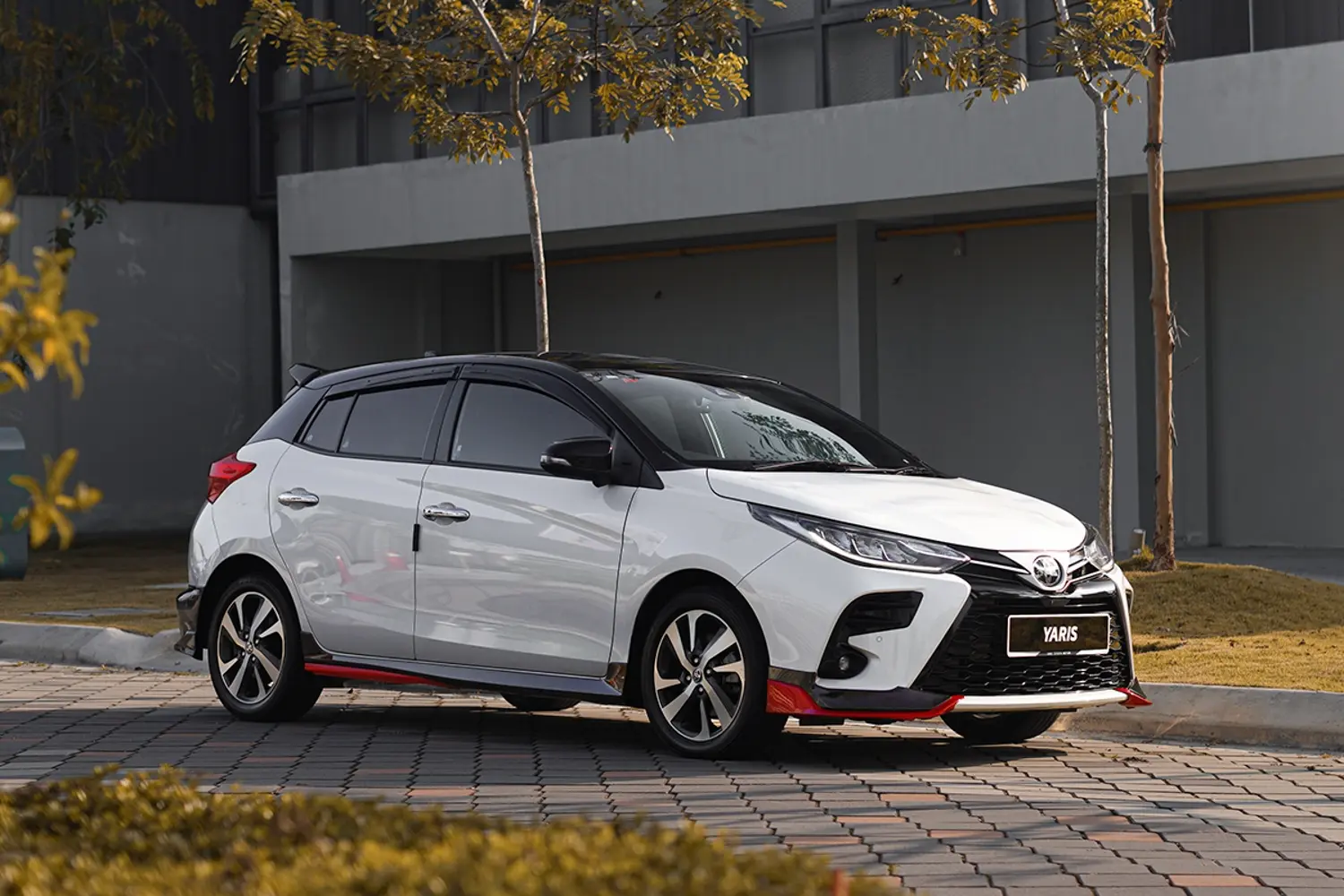 ✨ The all-new Toyota Yaris is a game-changer! Modern design, powerful engine, competitive pricing. Ready to challenge imported cars! 🌟