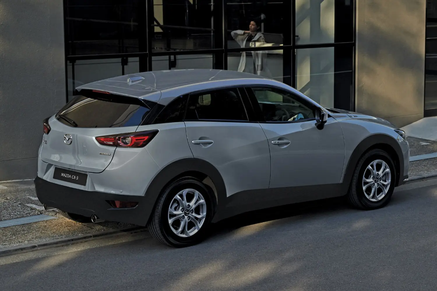 ✨ Mazda CX-30 全新登场！现代化设计、强劲动力、价格极具竞争力。准备挑战进口车！🌟