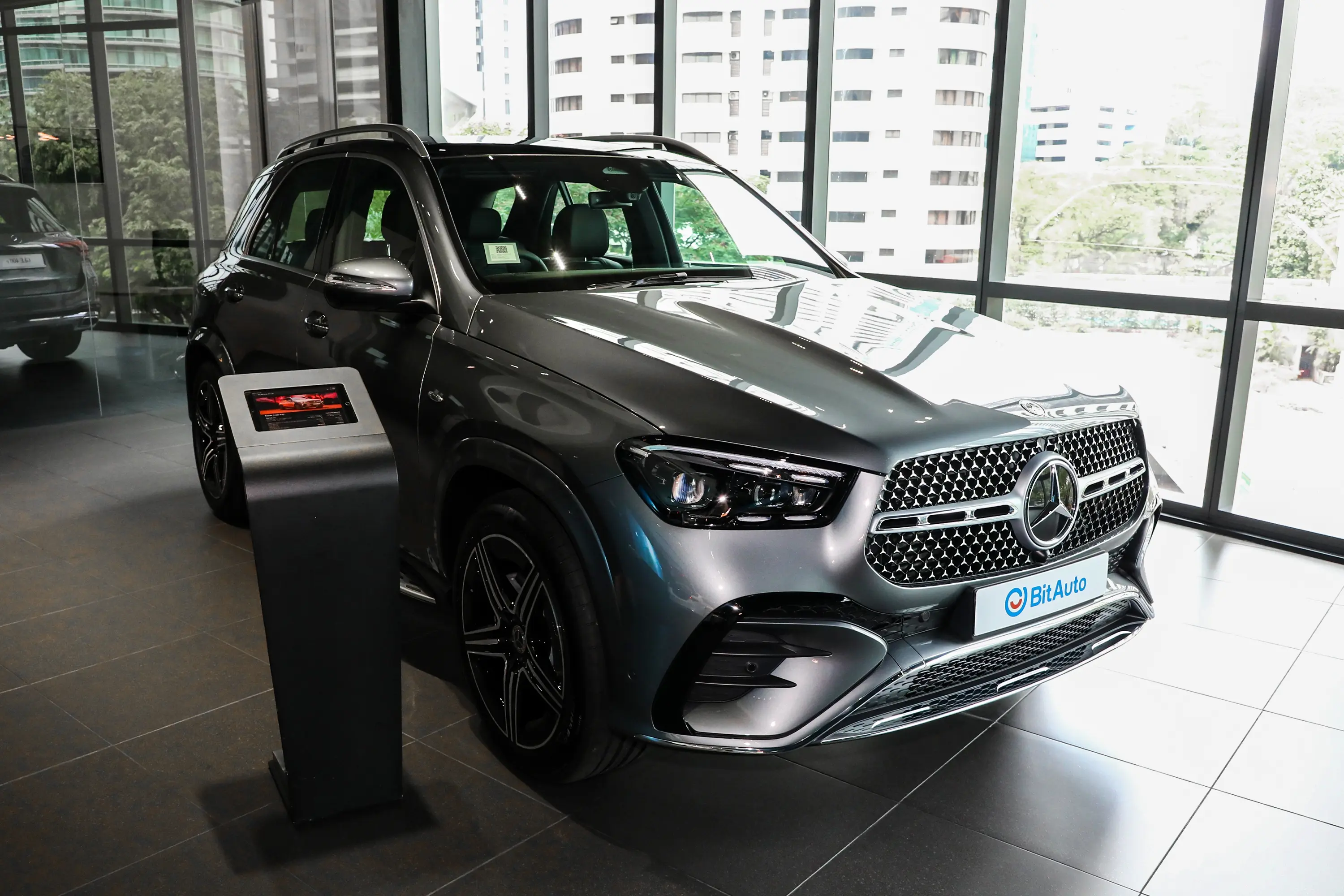 🔥 Breaking: The Mercedes-Benz GLE PHEV has been named one of the best value-for-money vehicles in Malaysia for 2026! This recognition highlights the exceptional package that this model offers to Malaysian buyers.

What makes the Mercedes-Benz GLE PHEV stand out in Malaysia's competitive automotive market? Let's break down the key factors that have earned this model such acclaim.

Firstly, the pricing strategy is spot-on. The Mercedes-Benz GLE PHEV offers features typically found in more expensive segments, making it accessible to a wider range of Malaysian consumers. From young professionals to growing families, there's something for everyone.

Secondly, the build quality exceeds expectations at this price point. The attention to detail in the interior, the fit and finish of exterior panels, and the overall solidity of the vehicle all contribute to a premium feel.

Thirdly, the Mercedes-Benz GLE PHEV comes with a comprehensive warranty package that provides peace of mind to Malaysian owners. The manufacturer's confidence in their product is evident in the extended warranty coverage offered.

Maintenance costs are also reasonable, with service intervals designed to minimize downtime and expense. Spare parts availability in Malaysia is excellent, with a growing network of authorized service centers nationwide.

Resale value projections for the Mercedes-Benz GLE PHEV are positive, thanks to strong demand and the model's reputation for reliability. This is an important consideration for Malaysian buyers who plan to upgrade their vehicles in the future.

The Mercedes-Benz GLE PHEV proves that you don't need to spend a fortune to get a quality vehicle in Malaysia. It's no wonder this model has become a favorite among Malaysian car buyers!

#ValueForMoney #BestBuy #MalaysiaCars2026
