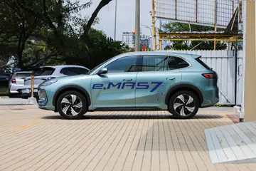 Proton e.MAS 7