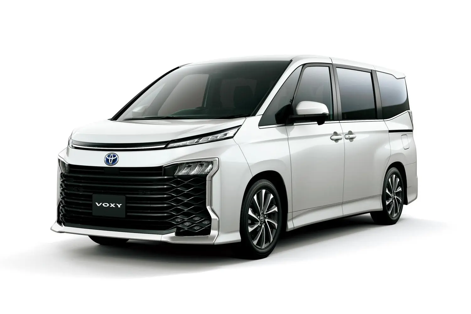 🎯 Toyota Voxy - Sedan sporty untuk bandar! Design menarik, jimat minyak, ruang dalam luas. Pilihan generasi muda! 🎨
