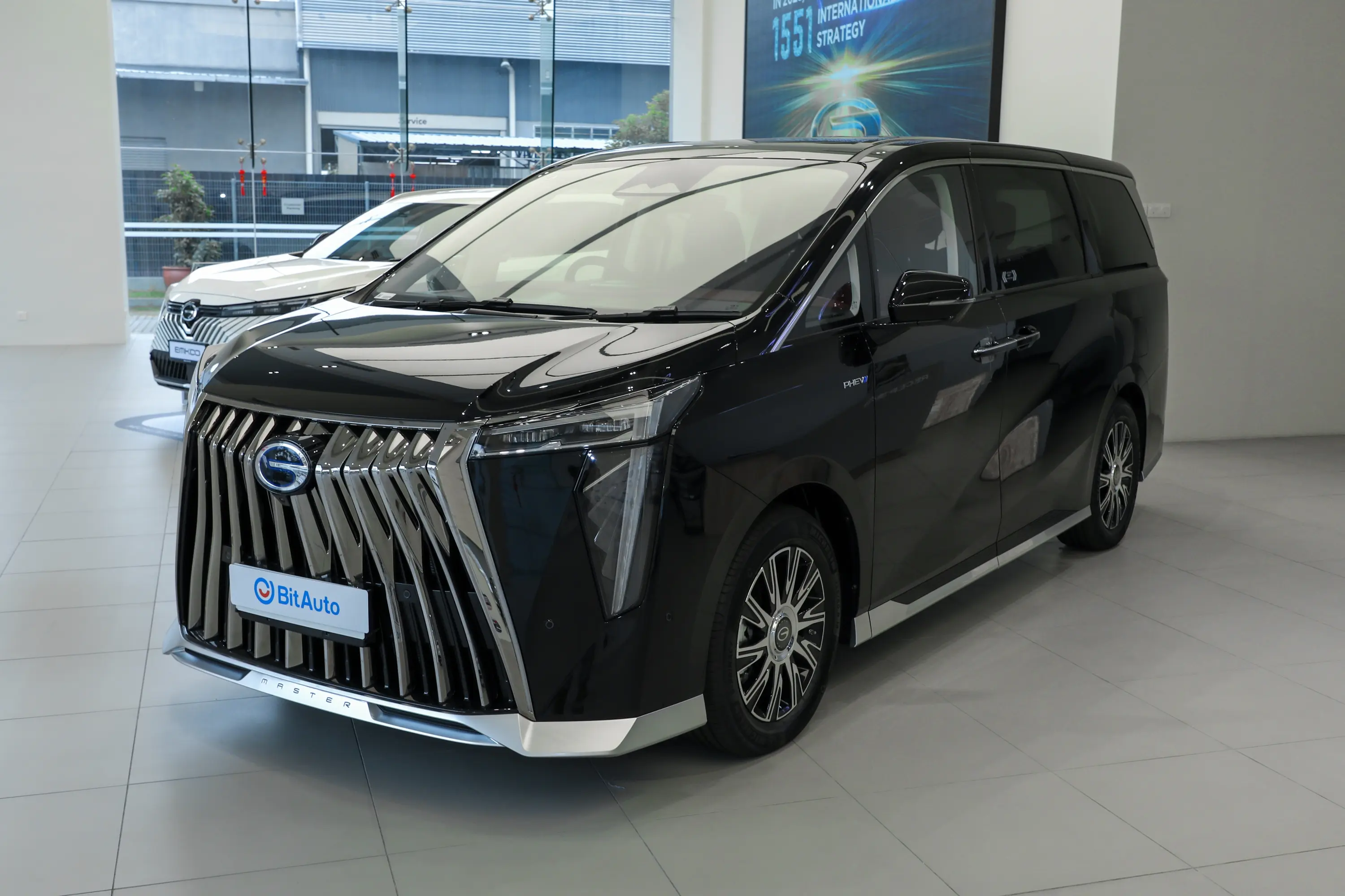 💰 GAC M8 PHEV - Nilai terbaik dalam kelasnya! Harga rendah, spesifikasi tinggi, warranty panjang. Pilihan bijak! 📊