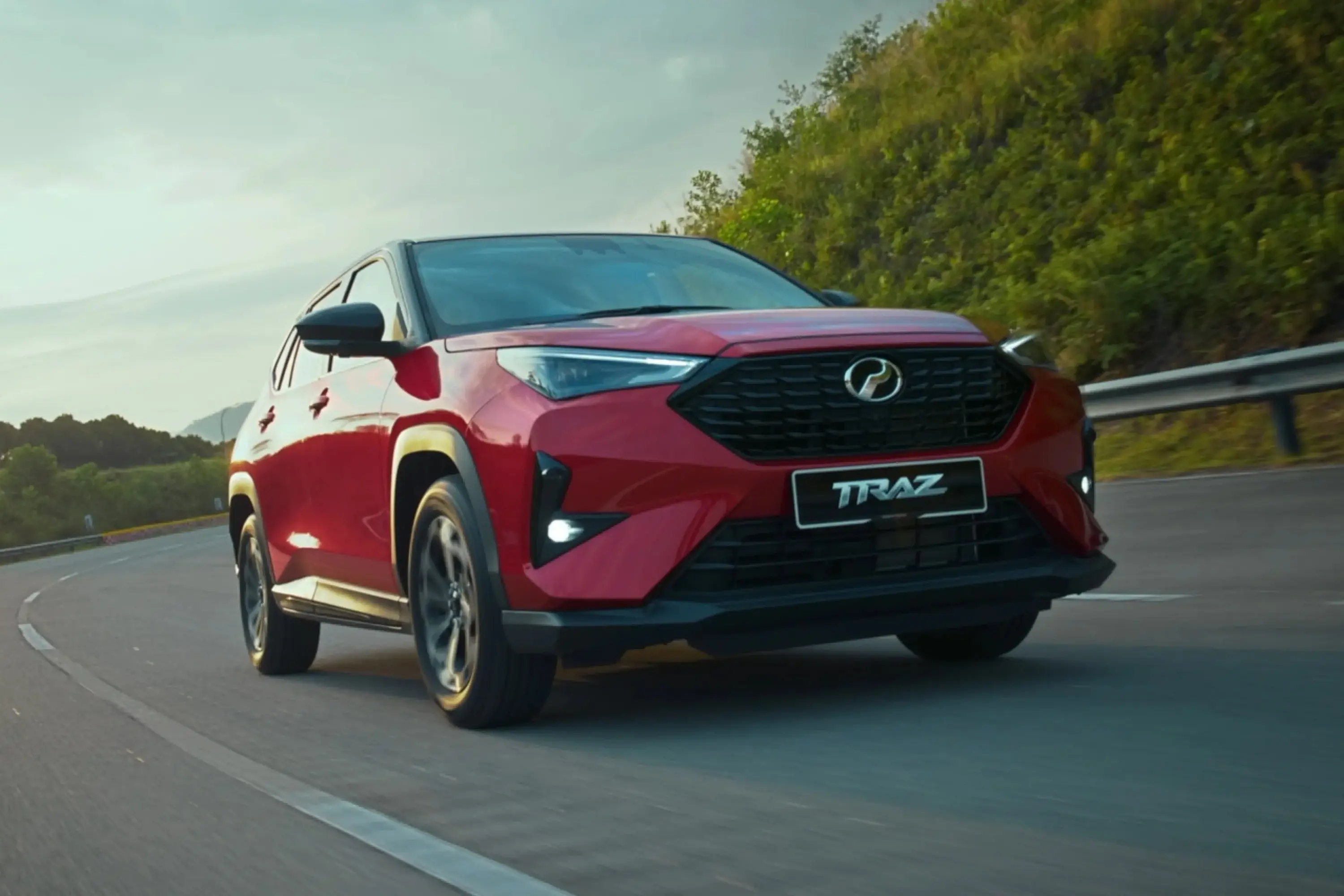 🚙 Perodua Traz - The perfect family SUV! Spacious interior, advanced safety features, comfortable ride. ADAS technology for peace of mind! 👨‍👩‍👧‍👦