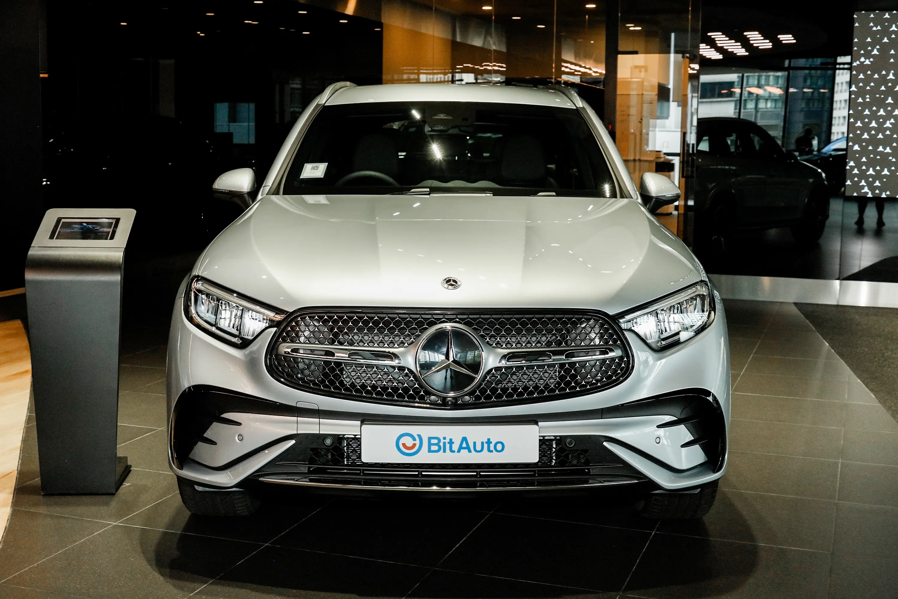 🔥 Mercedes-Benz GLC Coupé AMG 继续称霸马来西亚市场！价格实惠、科技先进、油耗超低。性价比之王！🚗💨