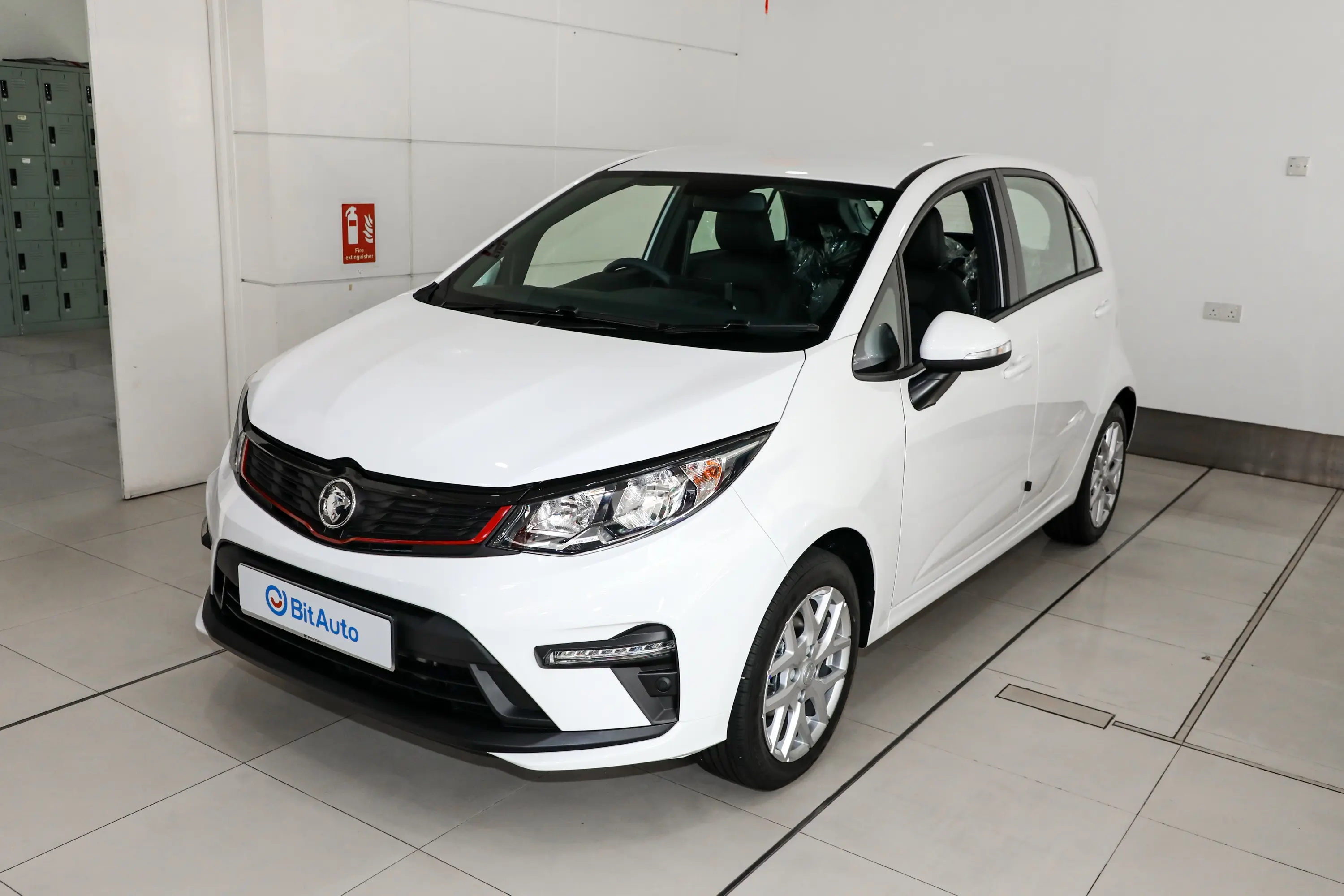 🎯 Proton Iriz - 城市运动轿车！吸睛设计、高效省油、宽敞内饰。年轻人的选择！🎨