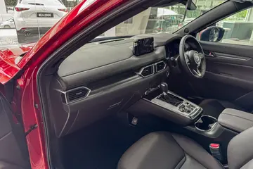 MazdaCX-8