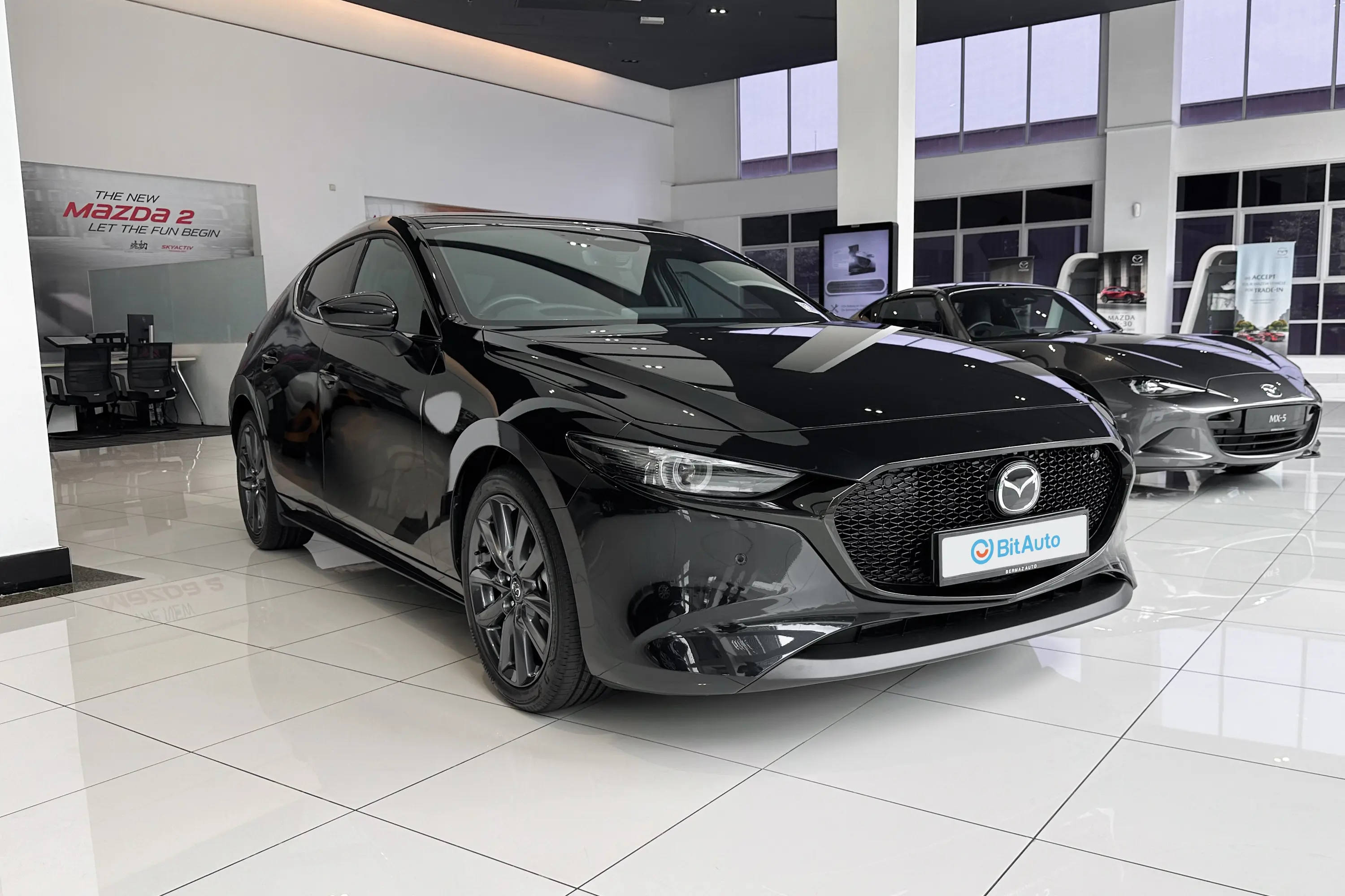 💰 Mazda 3 - Best value in its class! Low price, high specs, long warranty. Smart choice! 📊