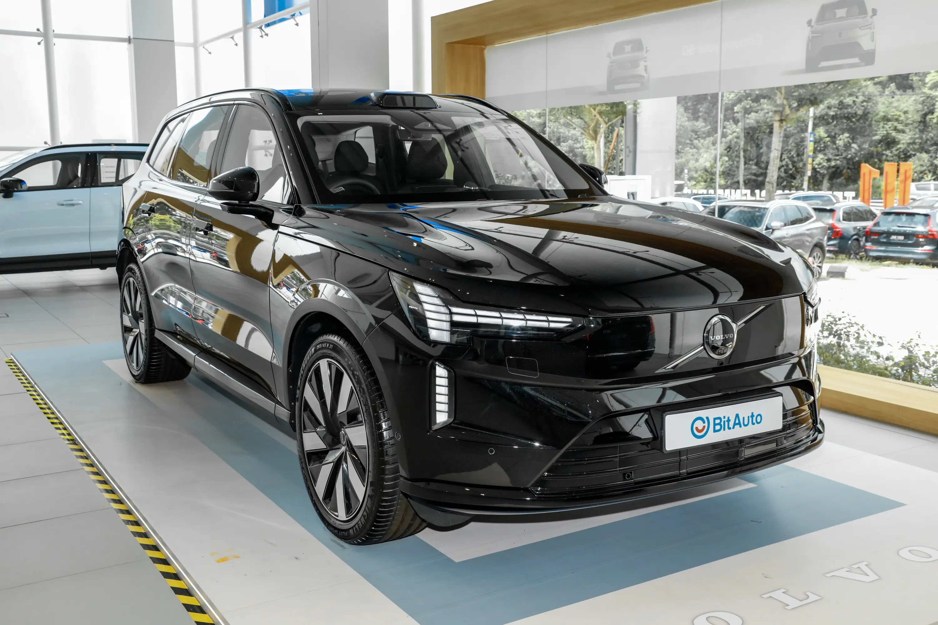 💰 Volvo EX90 - 同级别最佳价值！低价高配、超长质保。明智之选！📊