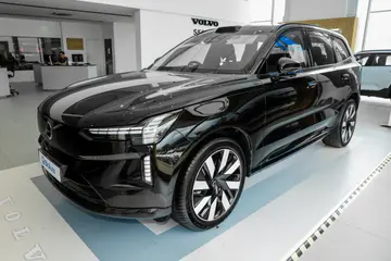 Volvo EX90