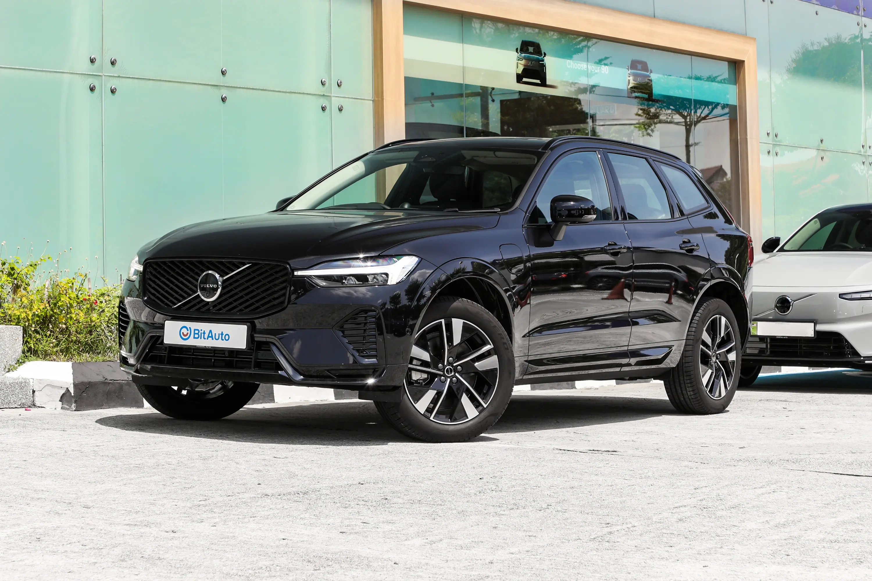 🔥 Breaking: The Volvo XC60 PHEV has been named one of the best value-for-money vehicles in Malaysia for 2026! This recognition highlights the exceptional package that this model offers to Malaysian buyers.

What makes the Volvo XC60 PHEV stand out in Malaysia's competitive automotive market? Let's break down the key factors that have earned this model such acclaim.

Firstly, the pricing strategy is spot-on. The Volvo XC60 PHEV offers features typically found in more expensive segments, making it accessible to a wider range of Malaysian consumers. From young professionals to growing families, there's something for everyone.

Secondly, the build quality exceeds expectations at this price point. The attention to detail in the interior, the fit and finish of exterior panels, and the overall solidity of the vehicle all contribute to a premium feel.

Thirdly, the Volvo XC60 PHEV comes with a comprehensive warranty package that provides peace of mind to Malaysian owners. The manufacturer's confidence in their product is evident in the extended warranty coverage offered.

Maintenance costs are also reasonable, with service intervals designed to minimize downtime and expense. Spare parts availability in Malaysia is excellent, with a growing network of authorized service centers nationwide.

Resale value projections for the Volvo XC60 PHEV are positive, thanks to strong demand and the model's reputation for reliability. This is an important consideration for Malaysian buyers who plan to upgrade their vehicles in the future.

The Volvo XC60 PHEV proves that you don't need to spend a fortune to get a quality vehicle in Malaysia. It's no wonder this model has become a favorite among Malaysian car buyers!

#ValueForMoney #BestBuy #MalaysiaCars2026