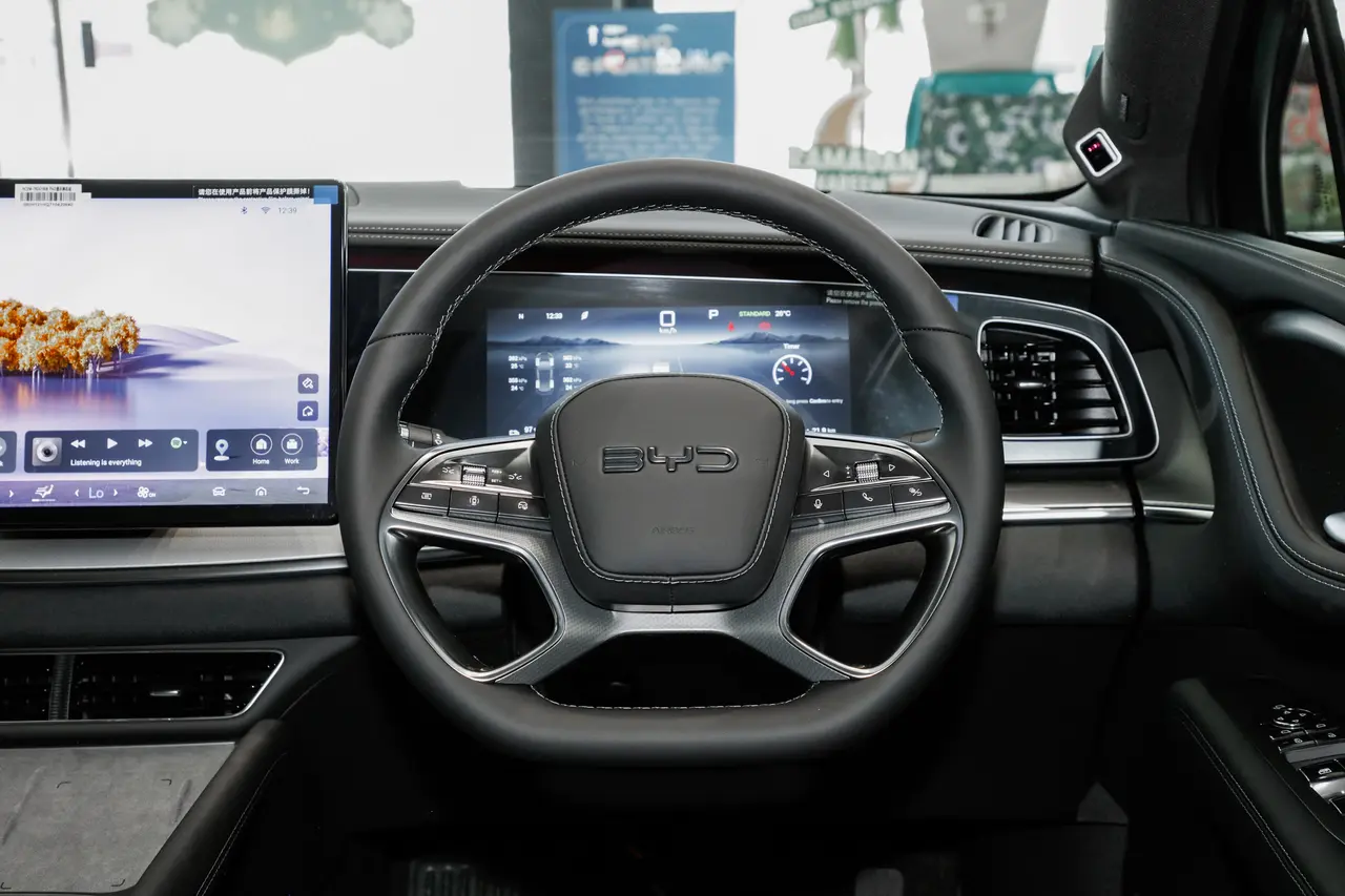 Performance & Handling