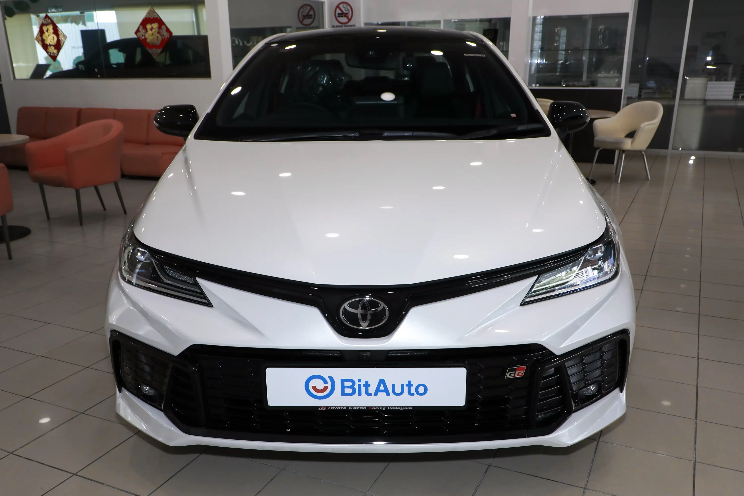 Untuk pembeli Malaysia, Toyota Corolla Cross patut dinilai dengan praktikal. Harga utama Toyota Corolla Cross: 611,591 บาท. Yang penting, adakah maklumat ini membantu kegunaan harian, keluarga dan perjalanan jauh.