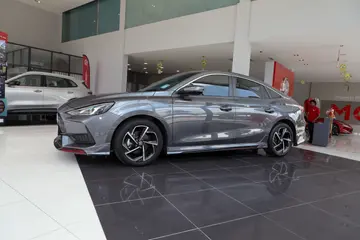 MG 5