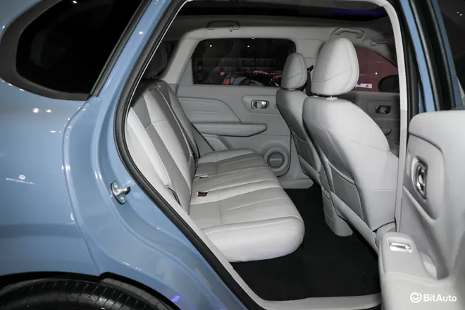 B10