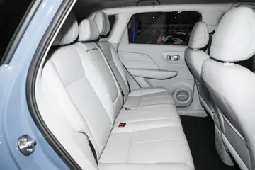Leapmotor B10