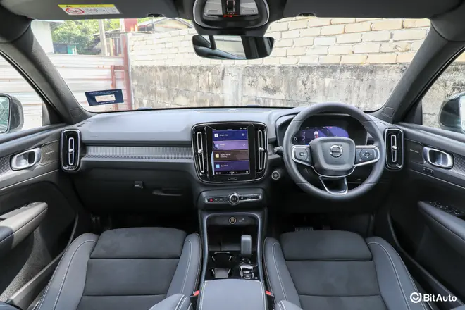 XC40