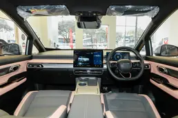 2025 490km Premium