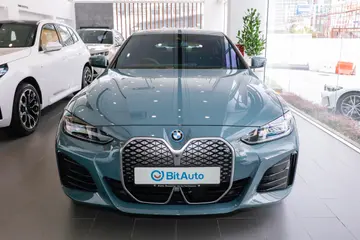 BMWi4