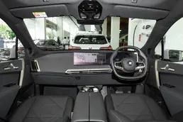 2025 xDrive45 Sport