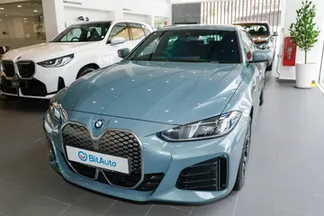 BMWi4