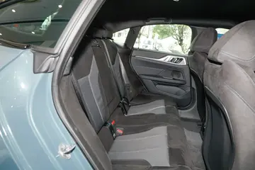 BMWi4