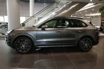 PorscheCayenne