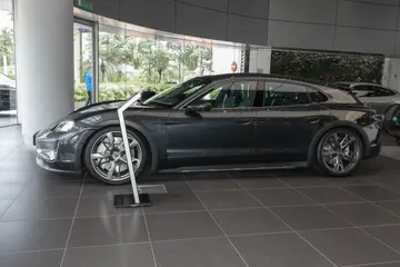 PorscheTaycan
