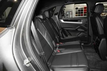 PorscheCayenne