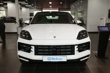 Porsche Cayenne Electric