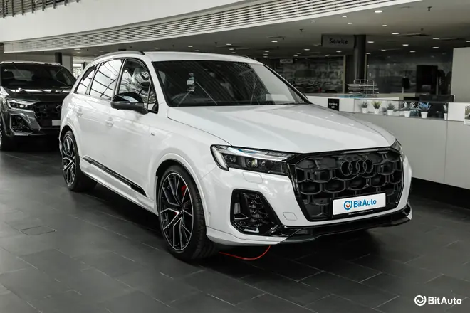 Q7