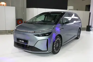 XPengX9