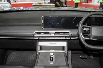 MAXUS Terron 9