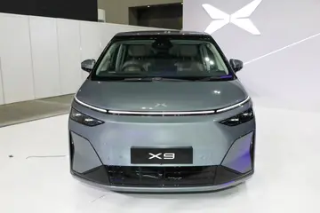 XPengX9