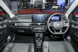 2025 1.5L CVT Premium