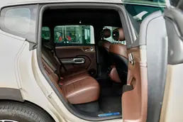 2025 590km Premium
