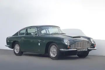Aston Martin DB6