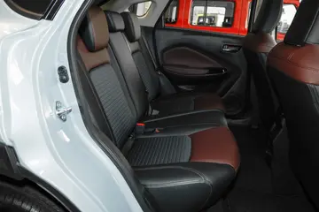 Suzuki Fronx