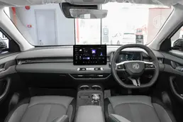 2026 446km Luxury