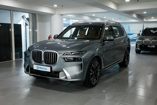 BMWX7